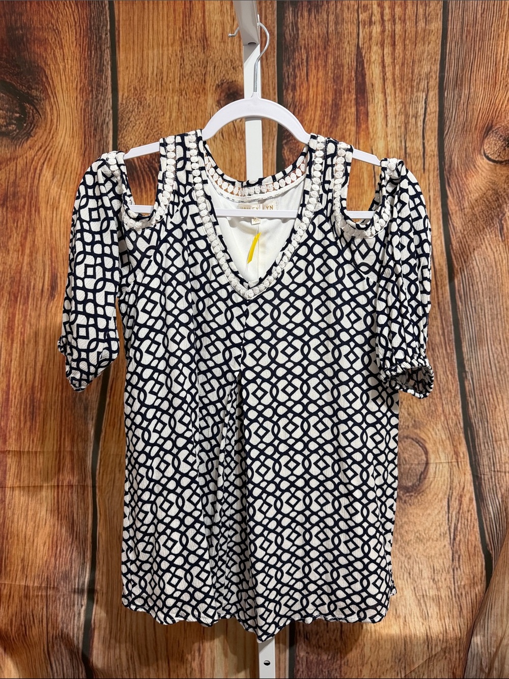 Hailey Lyn Lace Cold Shoulder V-neck Blouse Size XS